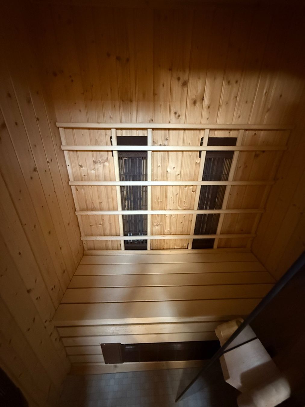Sauna & Zubehör: Infrarot Sauna – Gebraucht aus Wallisellen von gio_qvn6 1