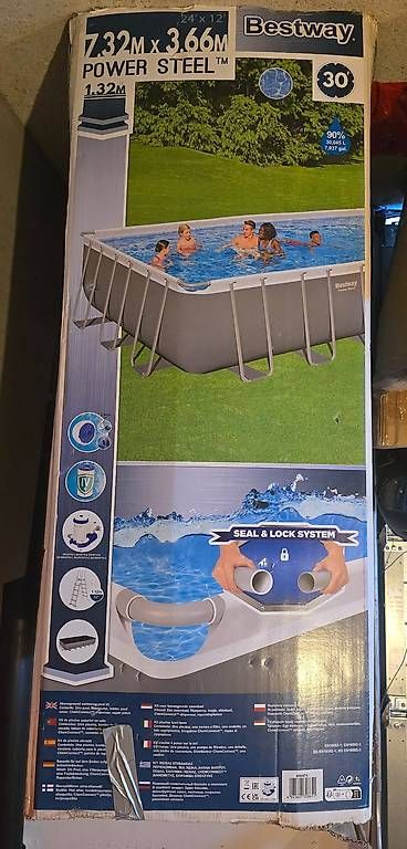 Bestway Piscine: Piscine bestway 7.32 x 3.66 x 1.32 – Nuovo e nell'imballaggio originale da Les Giettes venduto da Reglament