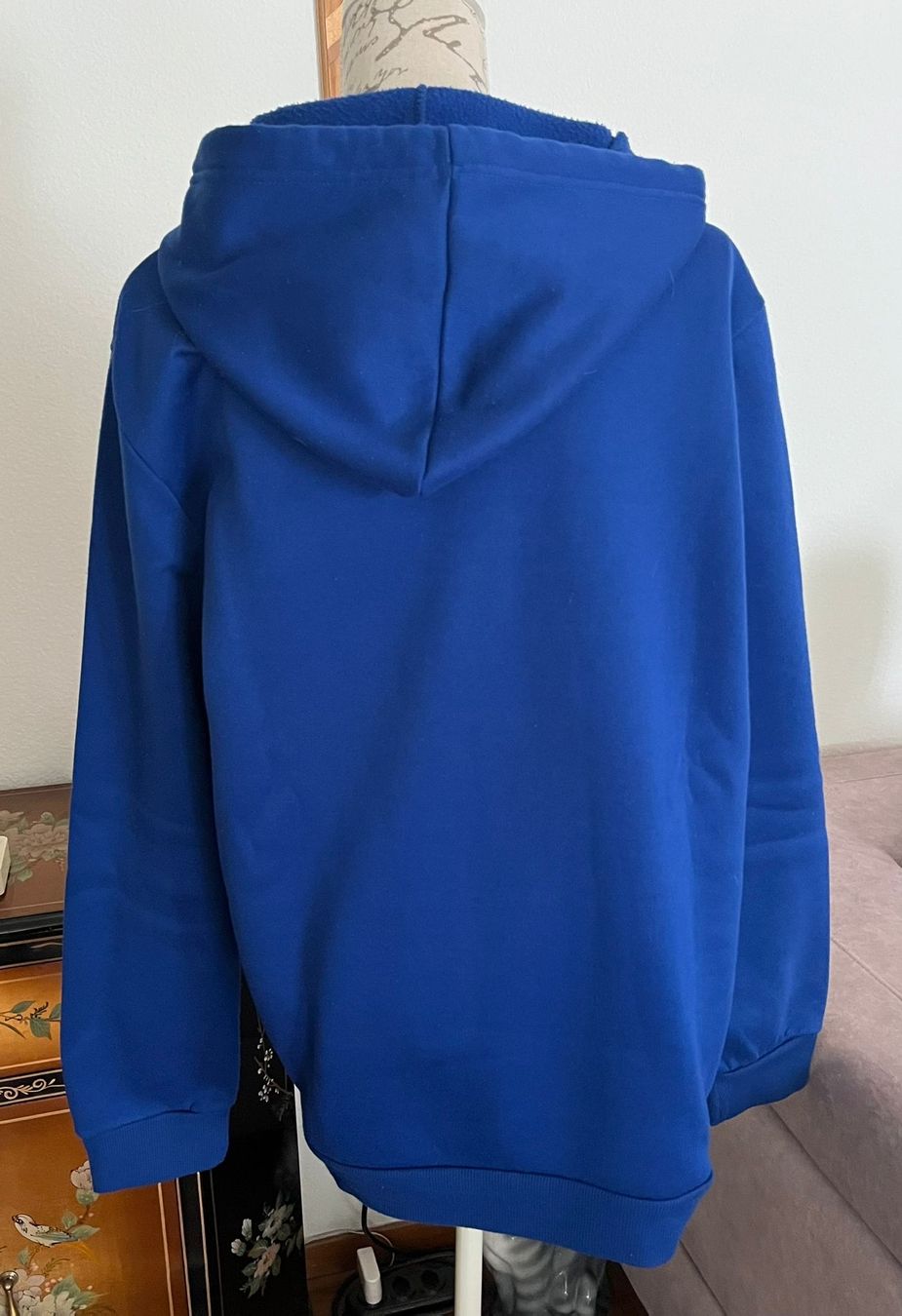 Giacche: Pull bleu à capuche, taille L – Usato da Bussigny venduto da coltroc 5