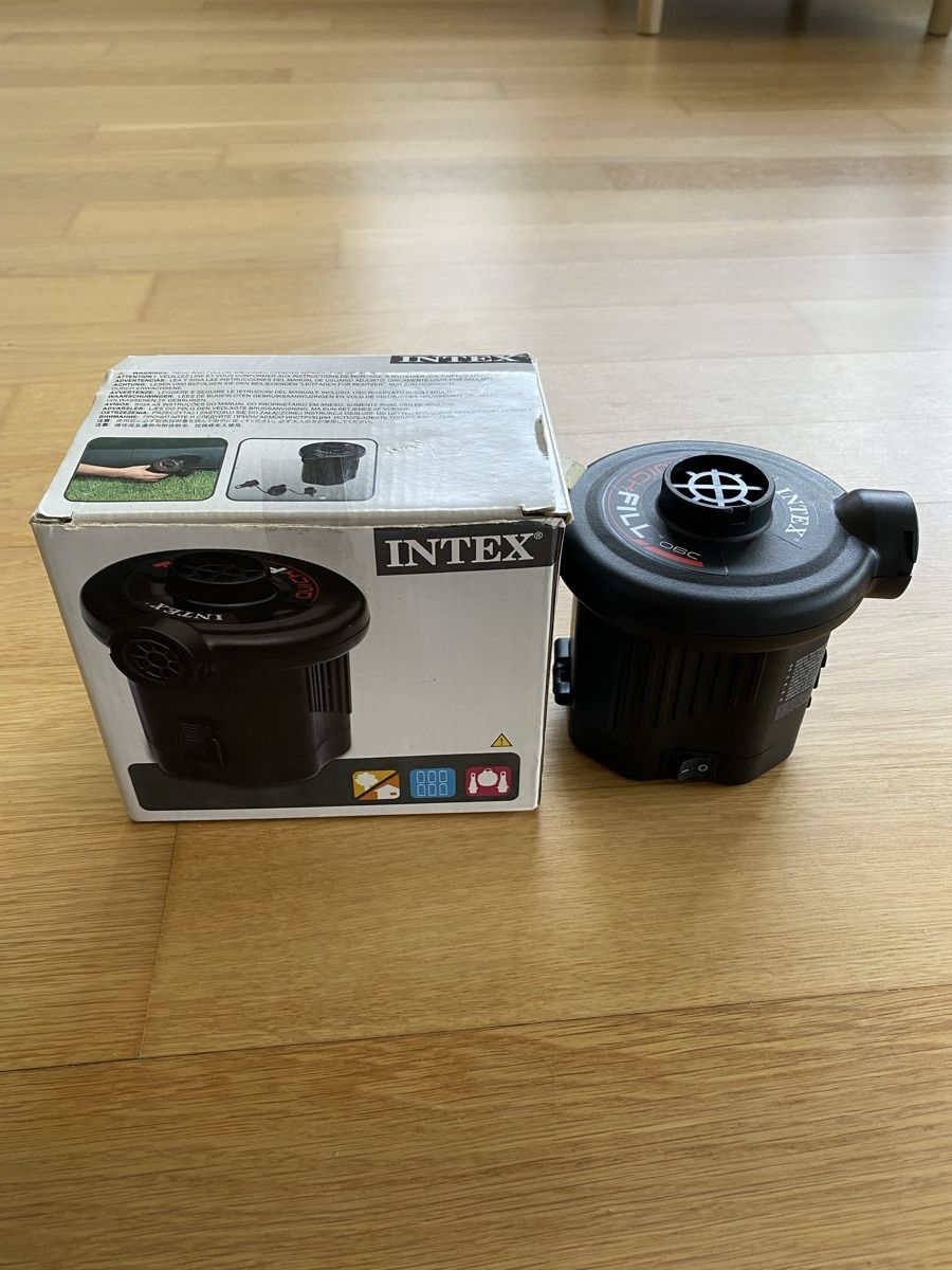 Intex Pompe & Parti di ricambio: Luftpumpe – Usato da Sargans venduto da Stefanie-91