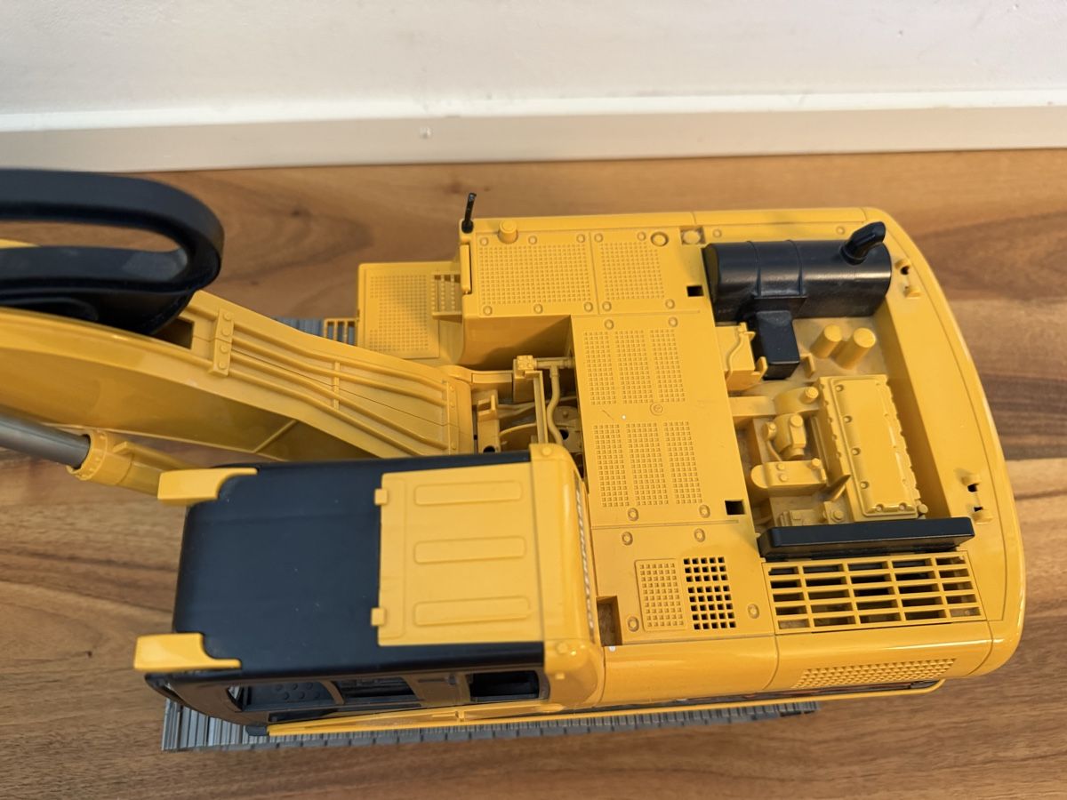 Bagger: Bruder CAT Bagger gelb – Gebraucht aus Zürich von oli_rbv6 3