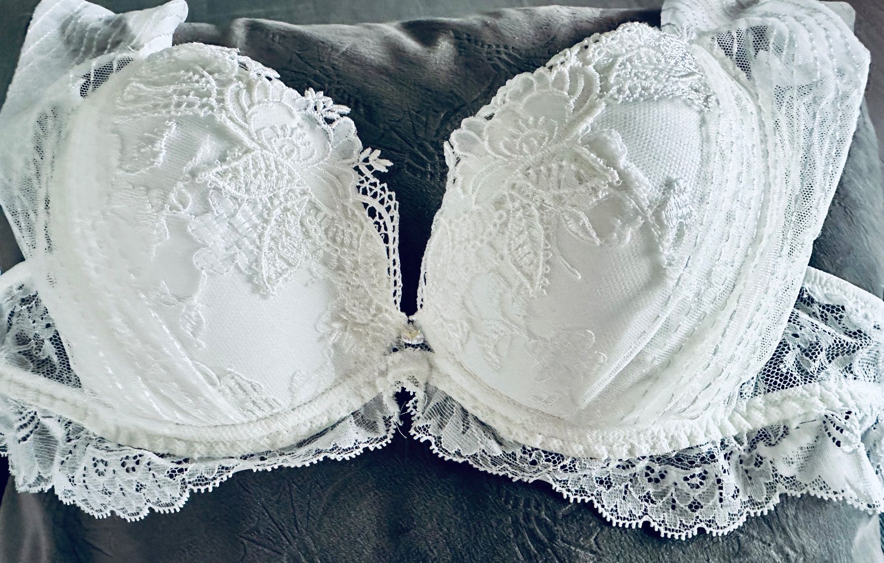 Lise Charmel Sonstige Unterwäsche: LISE CHARMEL Push-up BH - LP:  189.- – Neu und originalverpackt aus Buchs ZH von KittyInStyle 3
