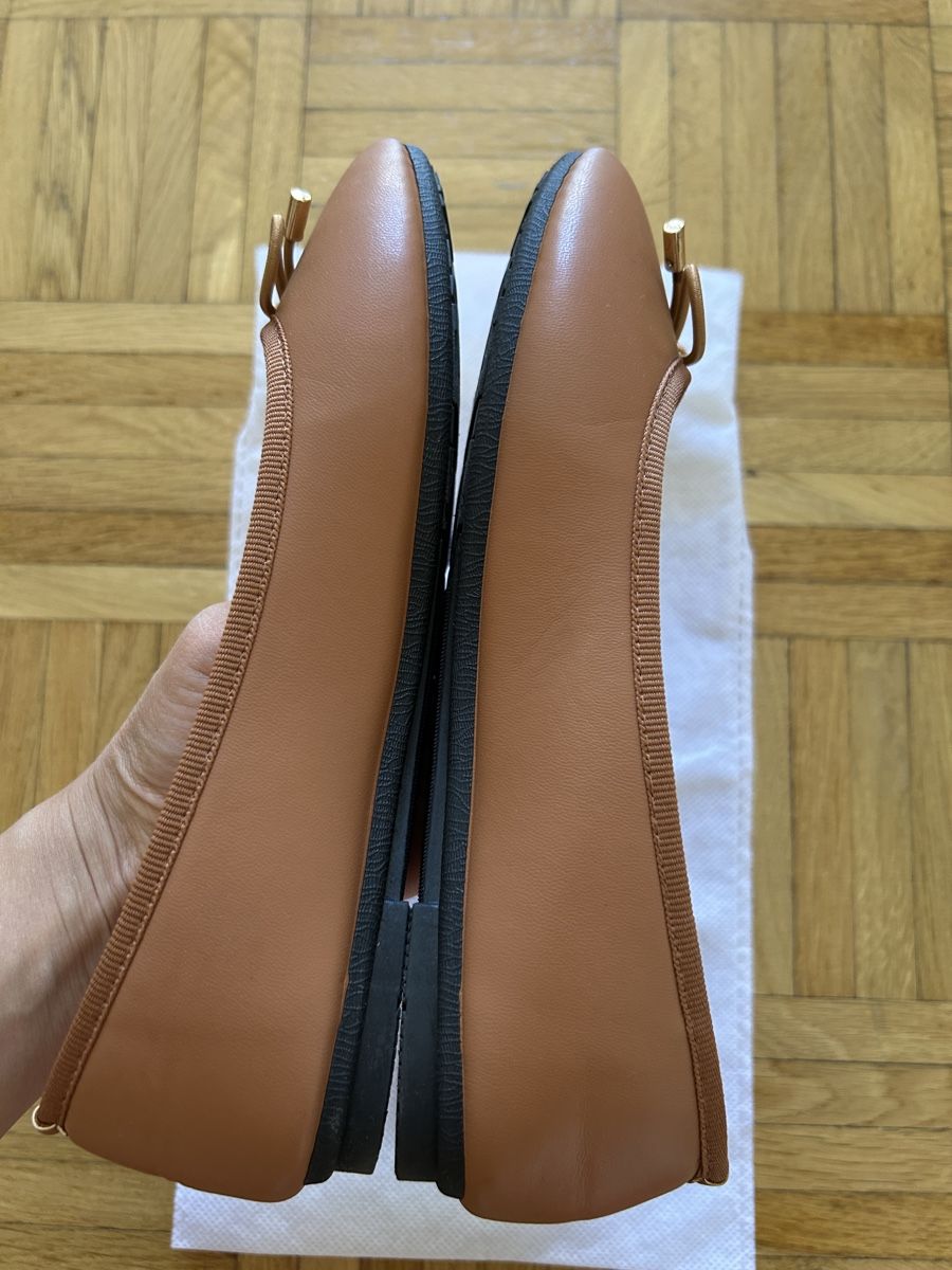 Scarpe da donna: Leather ballerinas - size 36 – Nuovo (secondo la descrizione) da Genève venduto da Shaaalll 1
