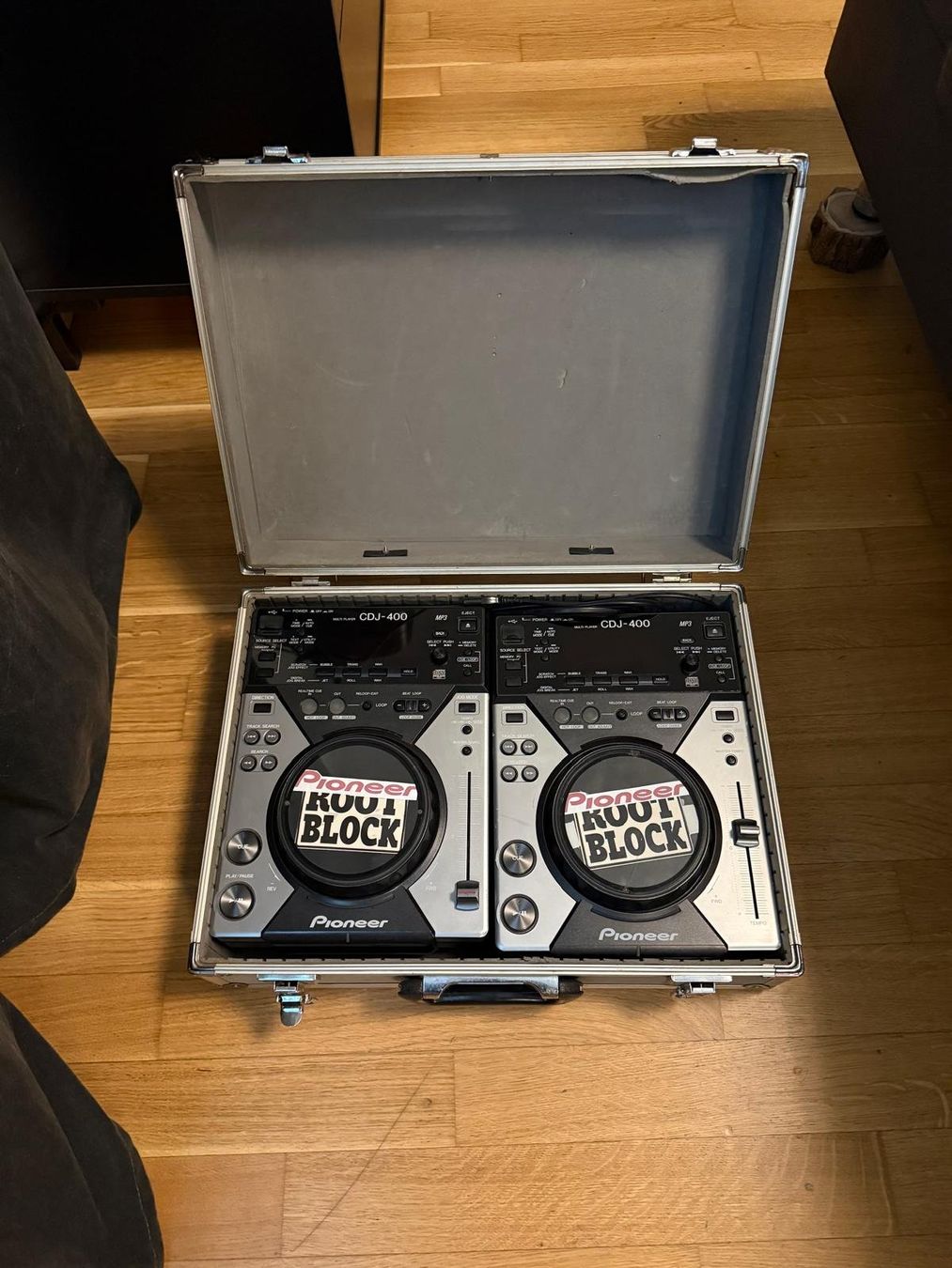 Pioneer Lecteur multimedia & Streamer: 2x PIONEER CDJ 400 – D'occasion à Ins par jacek007 2