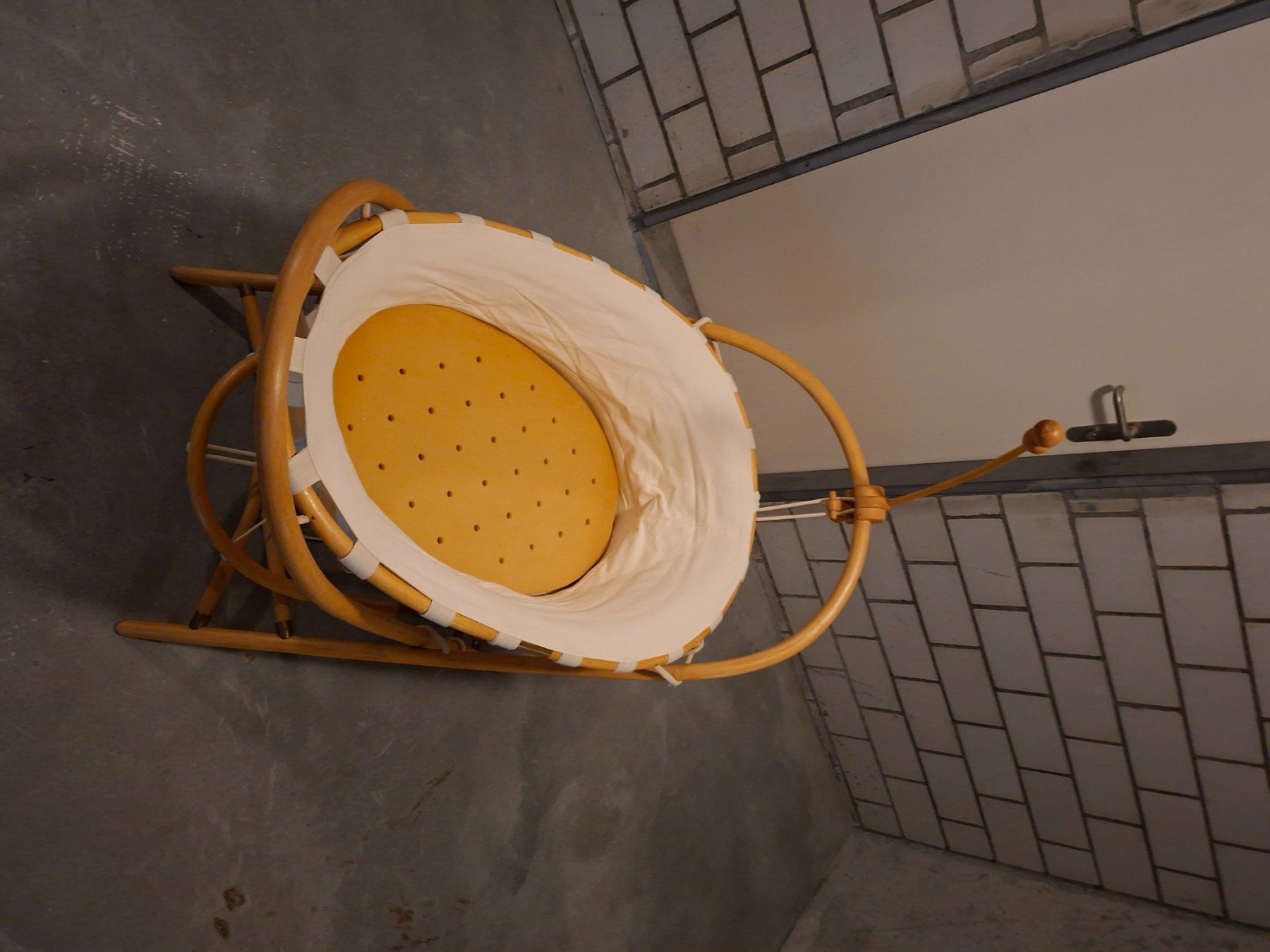 Letti: Bambus Babybett – Usato da Langenthal venduto da tre_b78l 1