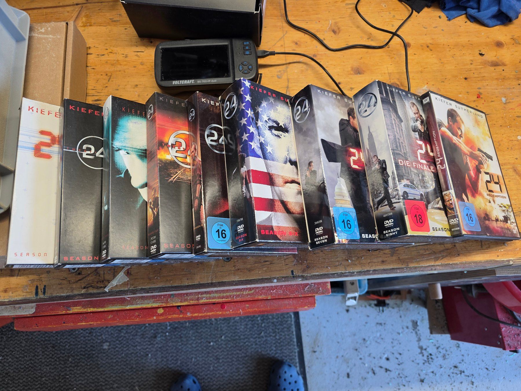 Tutti i DVDs: 24 hours Staffel 1 bis 8 Plus Redemption – Usato da Grüningen venduto da snaps 1