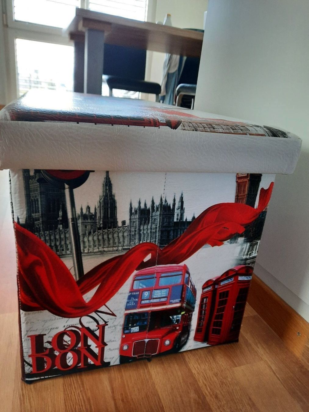 Cassapanche: Coffre  London Style – Usato da Murten venduto da laeti692 2