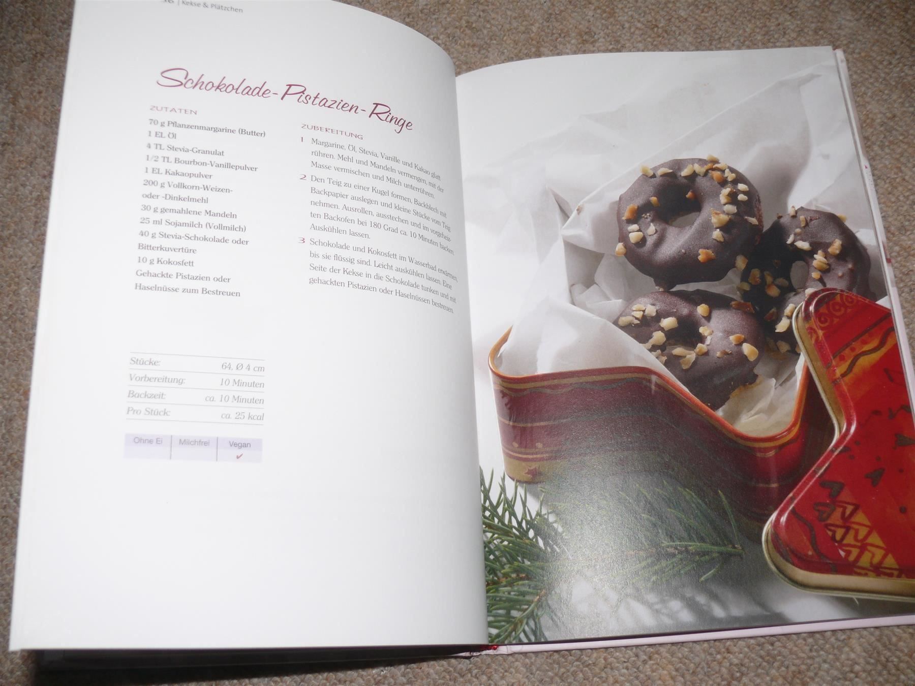Libri: Das STEVIA Weihnachtsbackbuch / 2012 - natürlich süßen – Usato da Muttenz venduto da Negnuja 2