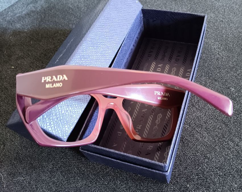 Prada Occhiali & Lenti: Prada Brillengestell – Usato da Grosshöchstetten venduto da ren_85b8 4