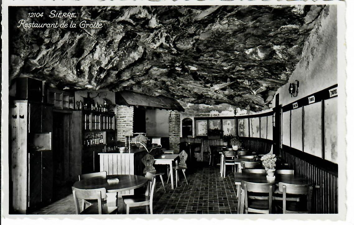 Cartes postales: Sierre Restaurant de la Grotte – D'occasion à Hochdorf par Ziegel-16