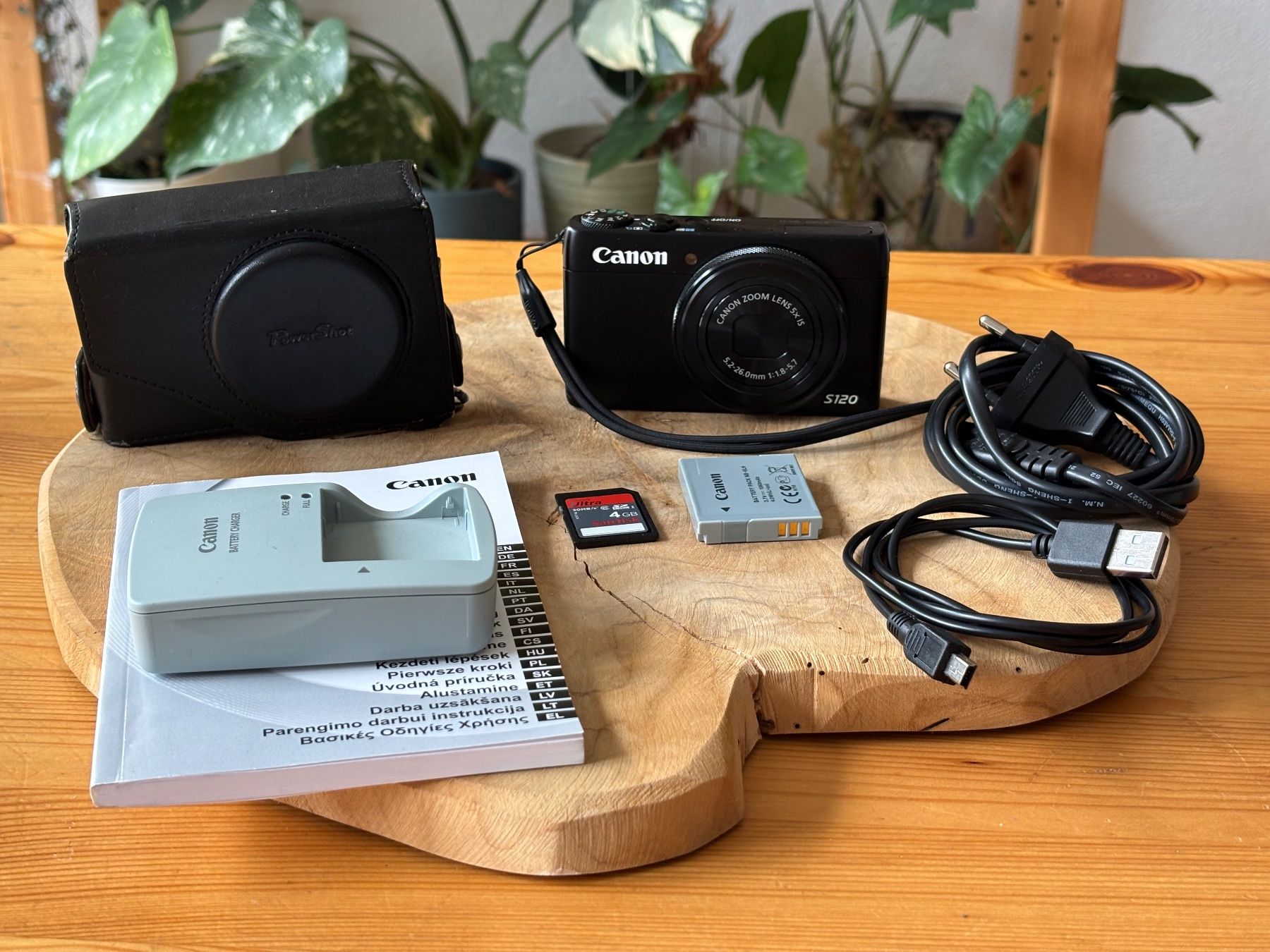 Canon Fotocamera: Canon PowerShot S120 mit orig. Hülle Point&Shoot – Usato da Igis venduto da sze_c5px