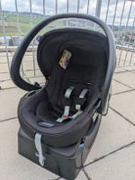 Chicco Babyschale mit extra Isofix Base