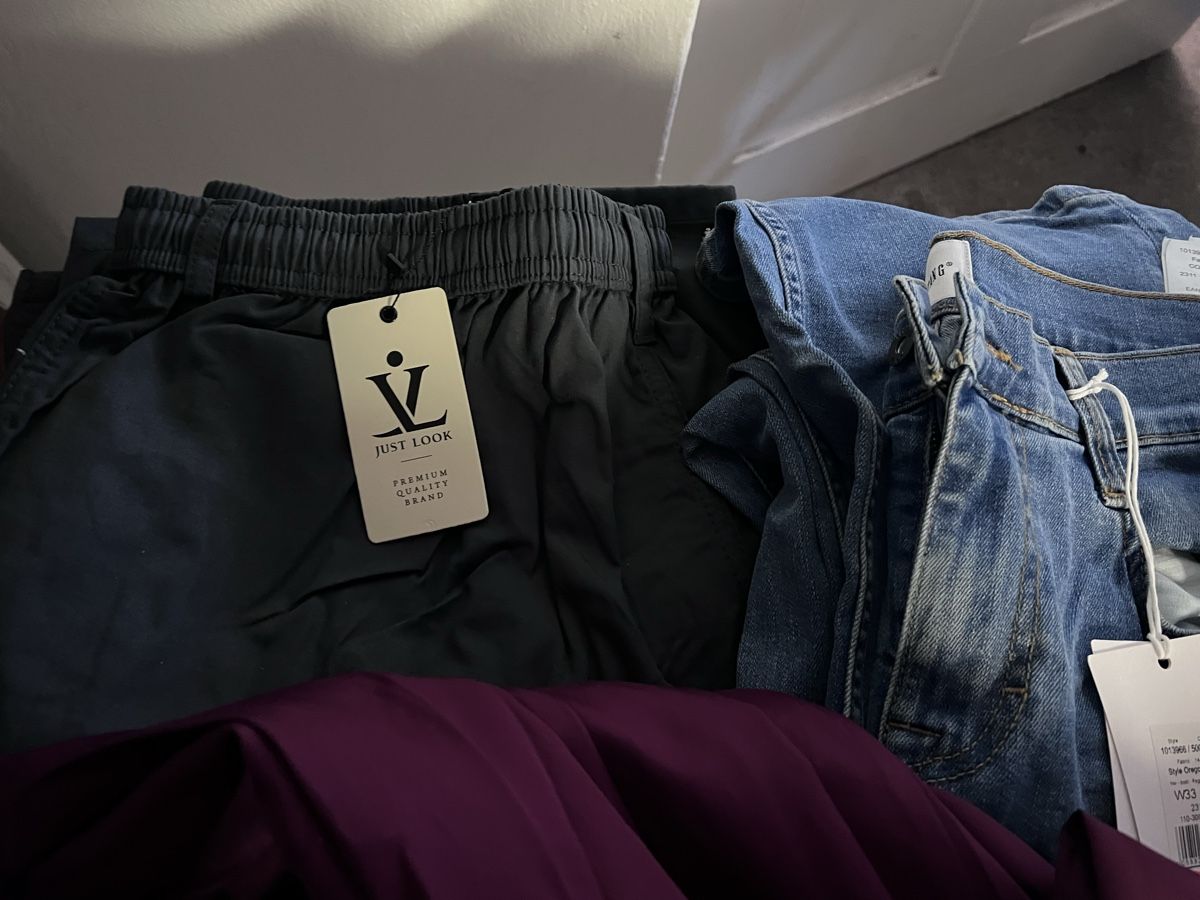 Lotti di vestiti: Kleiderpaket Damen (15) – Usato da Glattfelden venduto da maa_qcj8 6