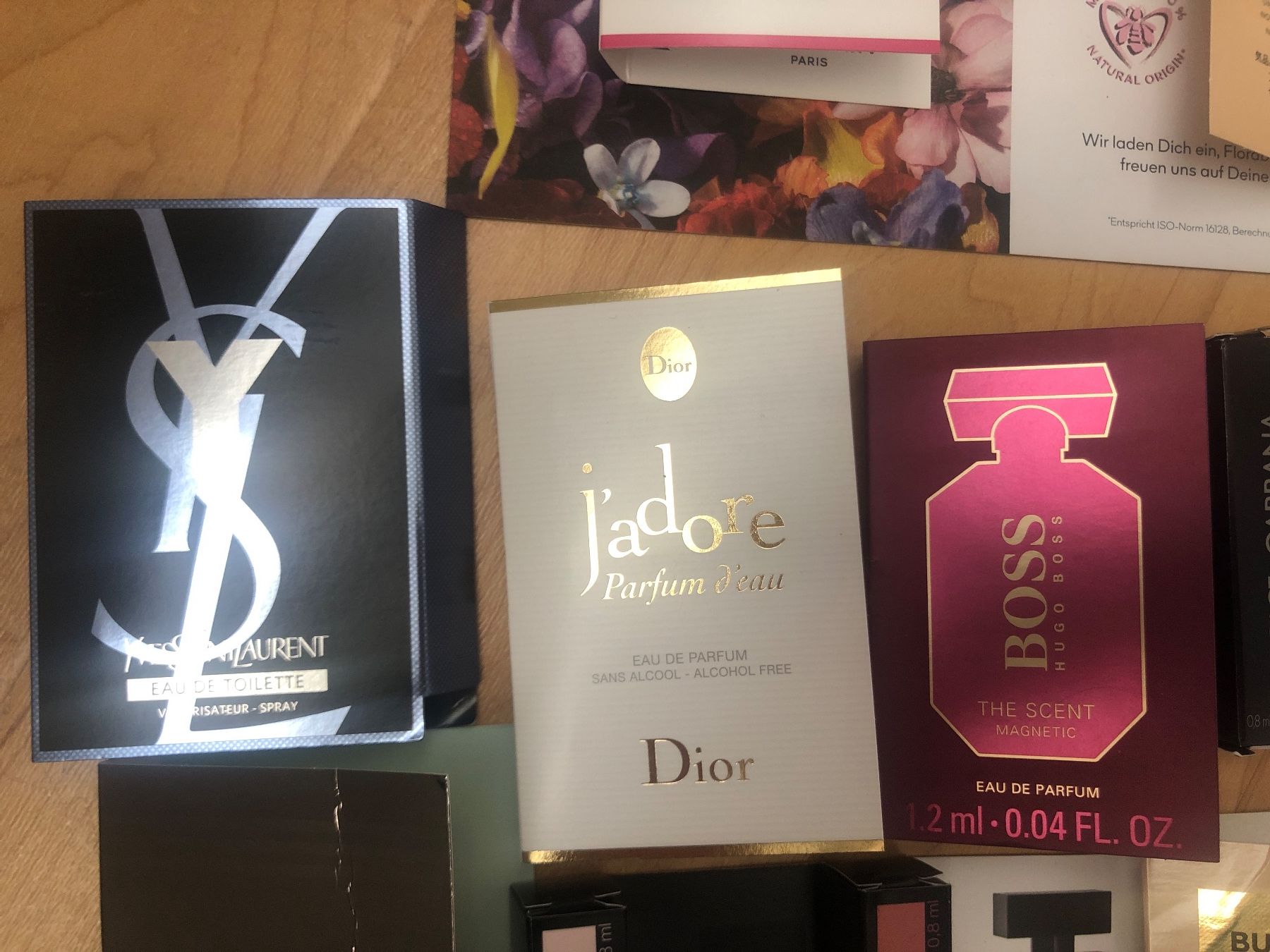 Profumi & Eau de Toilette: 15 Parfumproben diverse Marken im set – Nuovo (secondo la descrizione) da Olten venduto da eti_r289 2