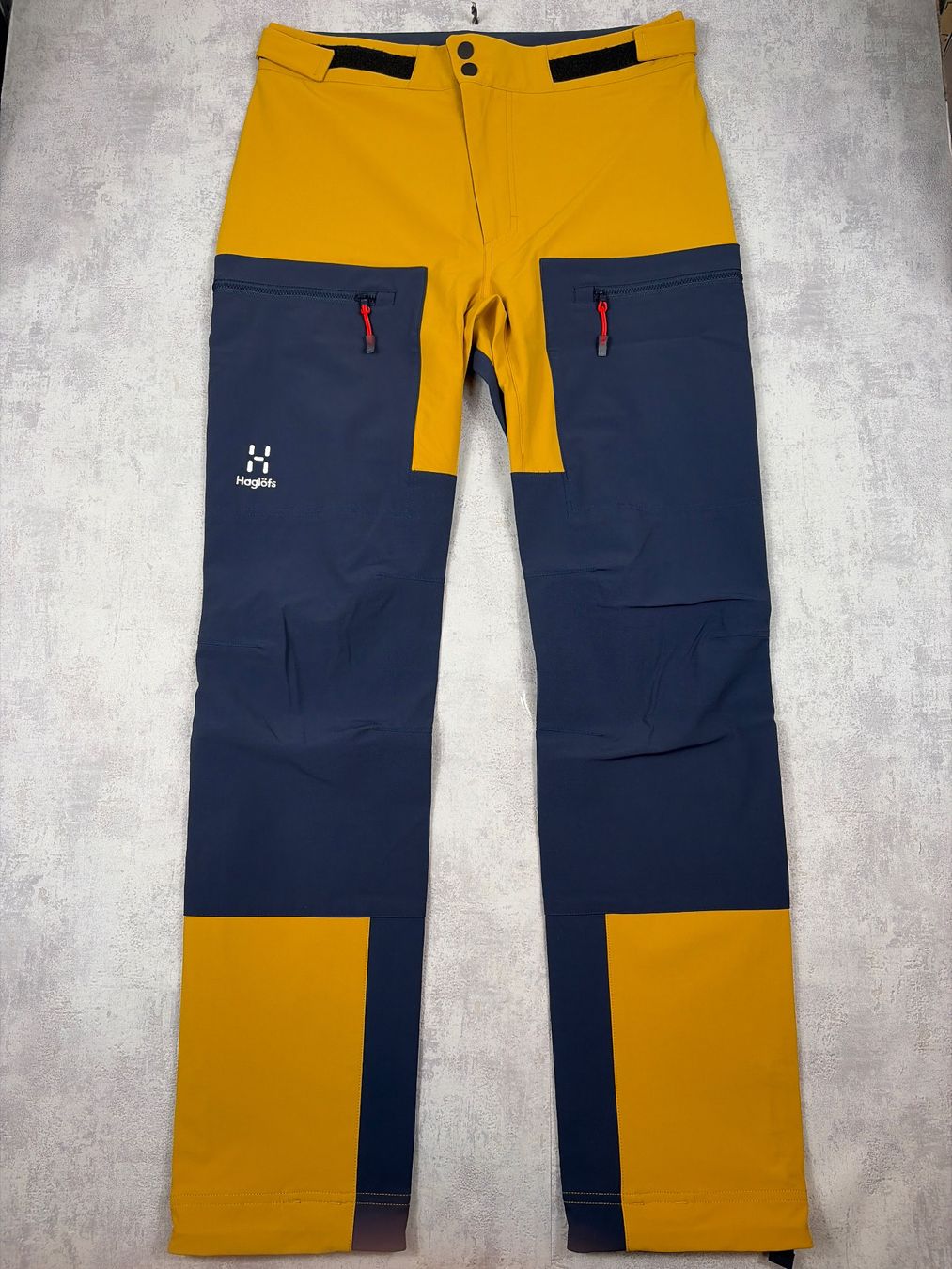 Haglöfs Pantaloni: HAGLÖFS Roc Sight Softshell Pant Men Orange et bleu - 48 – Nuovo e nell'imballaggio originale da Hauterive NE venduto da Leo_o