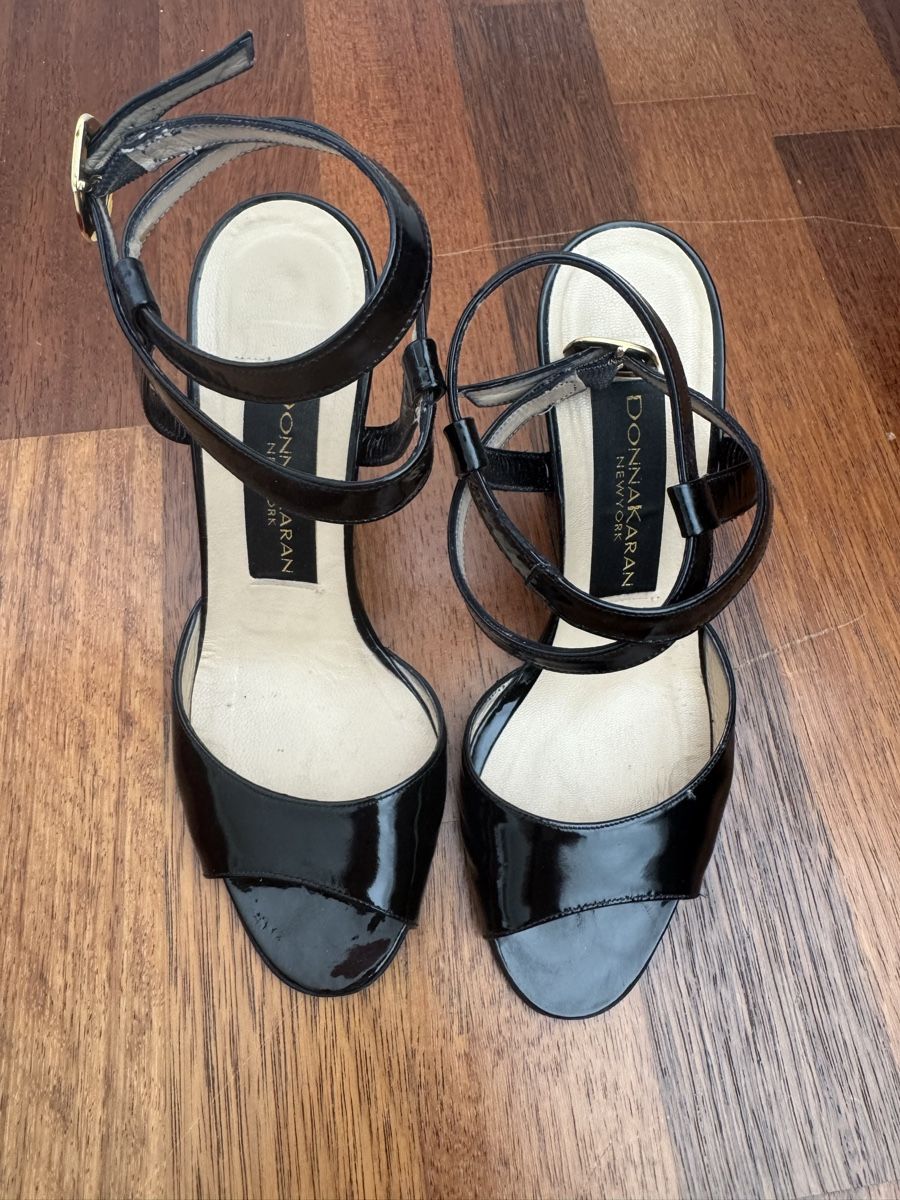 DKNY Damenschuhe: DKNY Schwarze Sandalen High Heels – Neu (gemäss Beschreibung) aus Uetikon am See von sop_vw5x 2