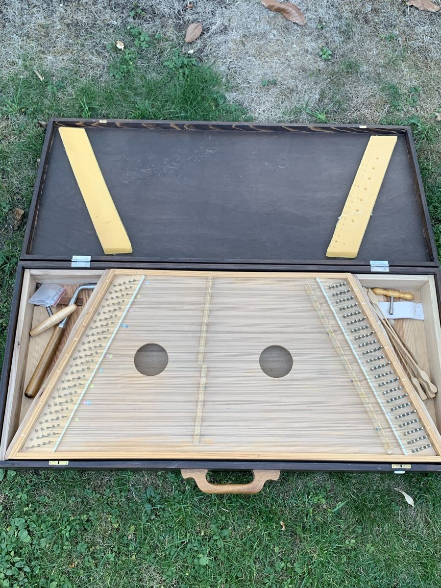 Musikinstrumente: „HACKBRETT“ mit Koffer – Gebraucht aus Wangen b. Olten von Finolino28