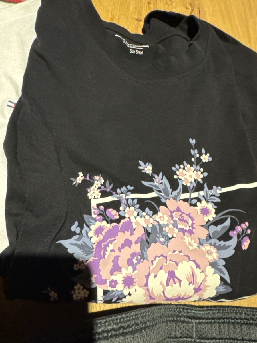 Lotti di vestiti: Kleiderpaket Frauen S/M – Usato da Kallnach venduto da sch_f5qg 2