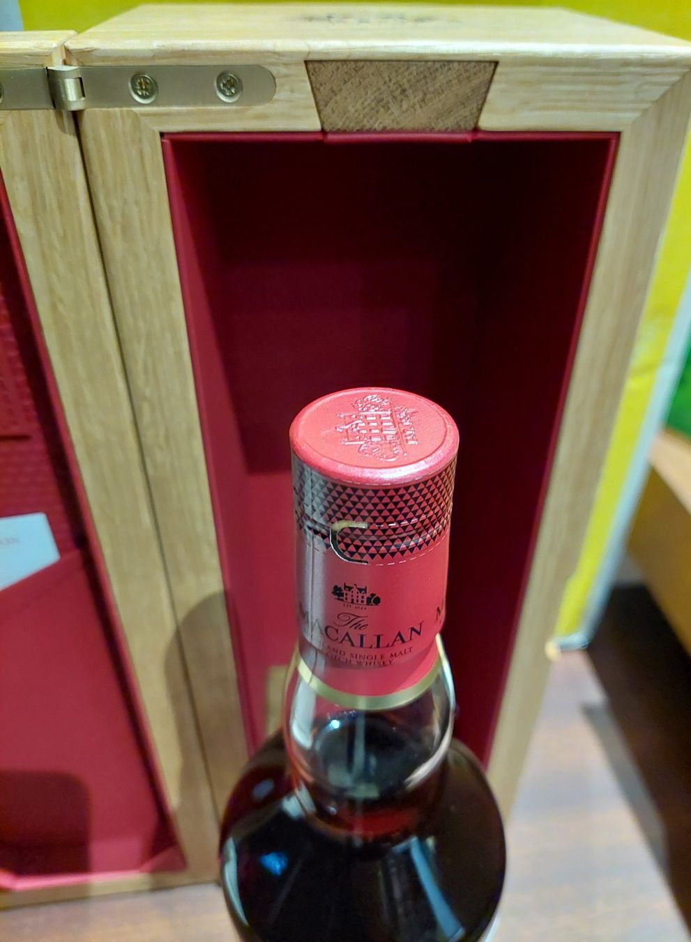 Macallan Spirituosen: Macallan 40 ans Red Collection – Neu und originalverpackt aus Le Locle von drinkshop 4