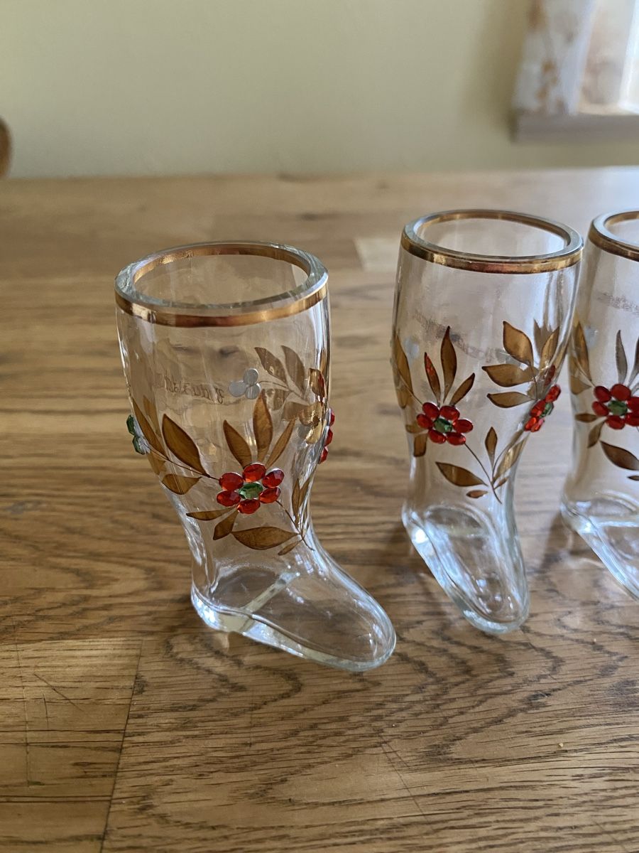 Verres: 8 kl. Stiefelgläser – D'occasion à Flawil par Naphtali 1