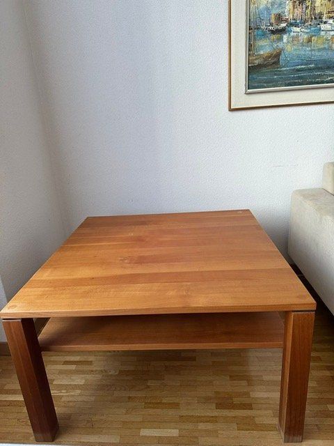 Tavoli: Tv Tisch aus Holz – Usato da Bremgarten AG venduto da Yugee