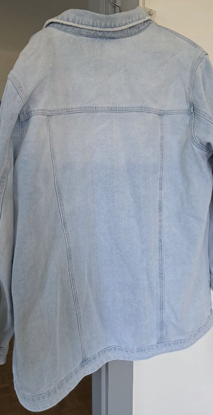 Vestes: Veste/manteau Jeans – D'occasion à Yverdon-les-Bains par van_dq65 1
