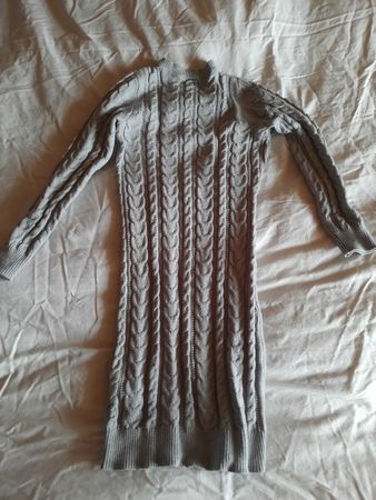 Grauer Strick-Longpullover, warm für den Winter, Grösse XS🩶