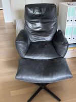 Ledersessel mit Hocker, bequem, sehr guter Zustand