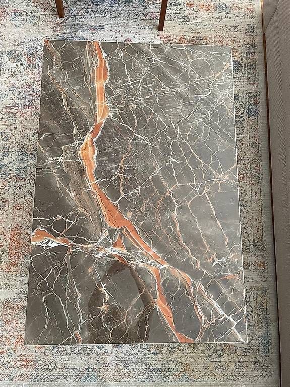 Tavoli: Table basse rectangulaire élégante – Usato da Meyrin venduto da zzrb