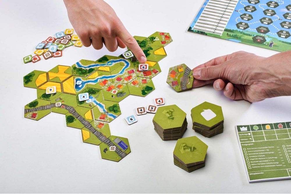 Dorfromantik - Das Brettspiel *Spiel des Jahres 2023* : : Jeux et  Jouets