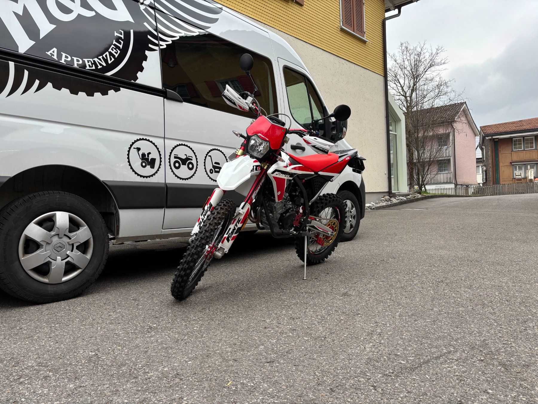 Fantic Enduro: Fantic XEF 125 Enduro Neu – Nuovo (secondo la descrizione) da Appenzell venduto da hgmotos 1