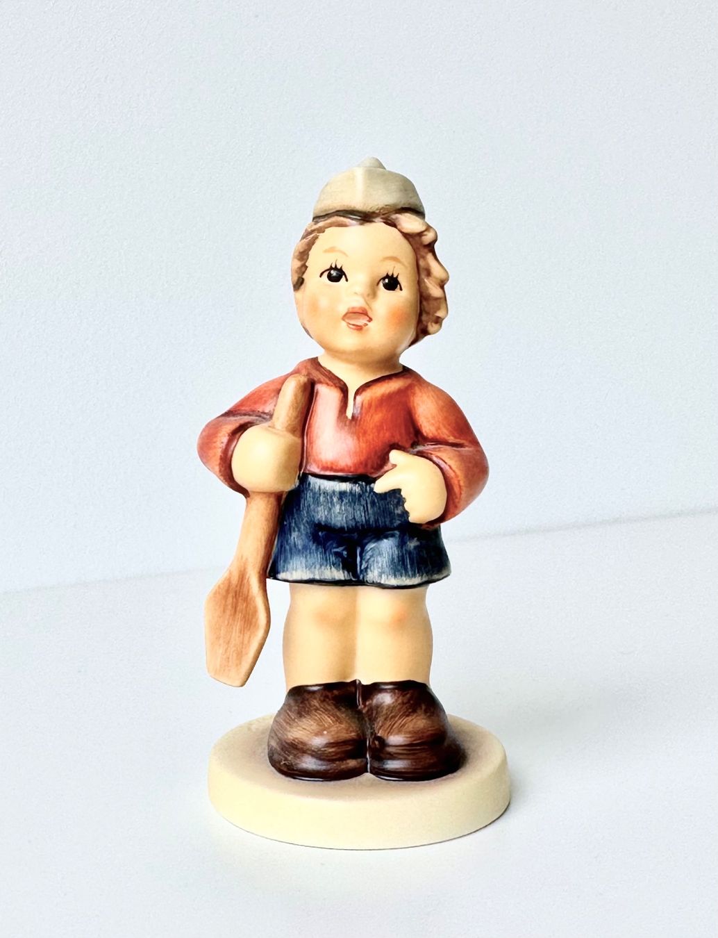 Hummel Figuren: Süsse Goebel Hummel Figur Junge "Ich möchte mitrudern." – Gebraucht aus Steinen von SputnikSweetheart 4