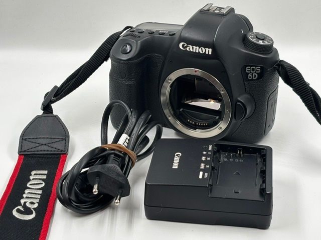 Canon Appareil photo: Canon 6D Fullframe 20 MP - Body – D'occasion à Seewis Dorf par Plebejus 8