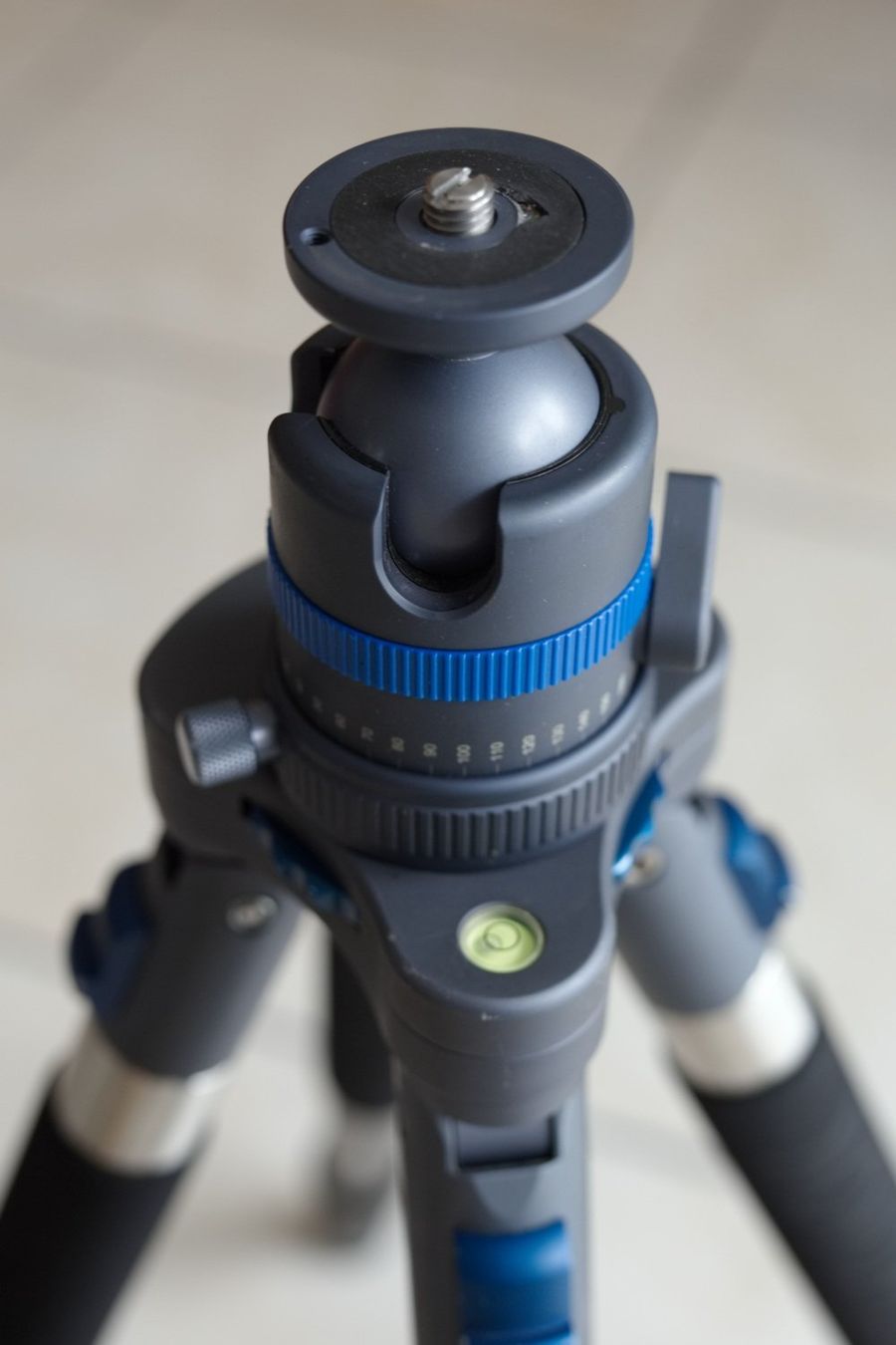 Novoflex Stative & Köpfe: Novoflex Stativset – Gebraucht aus Tägerig von Toeppel 1