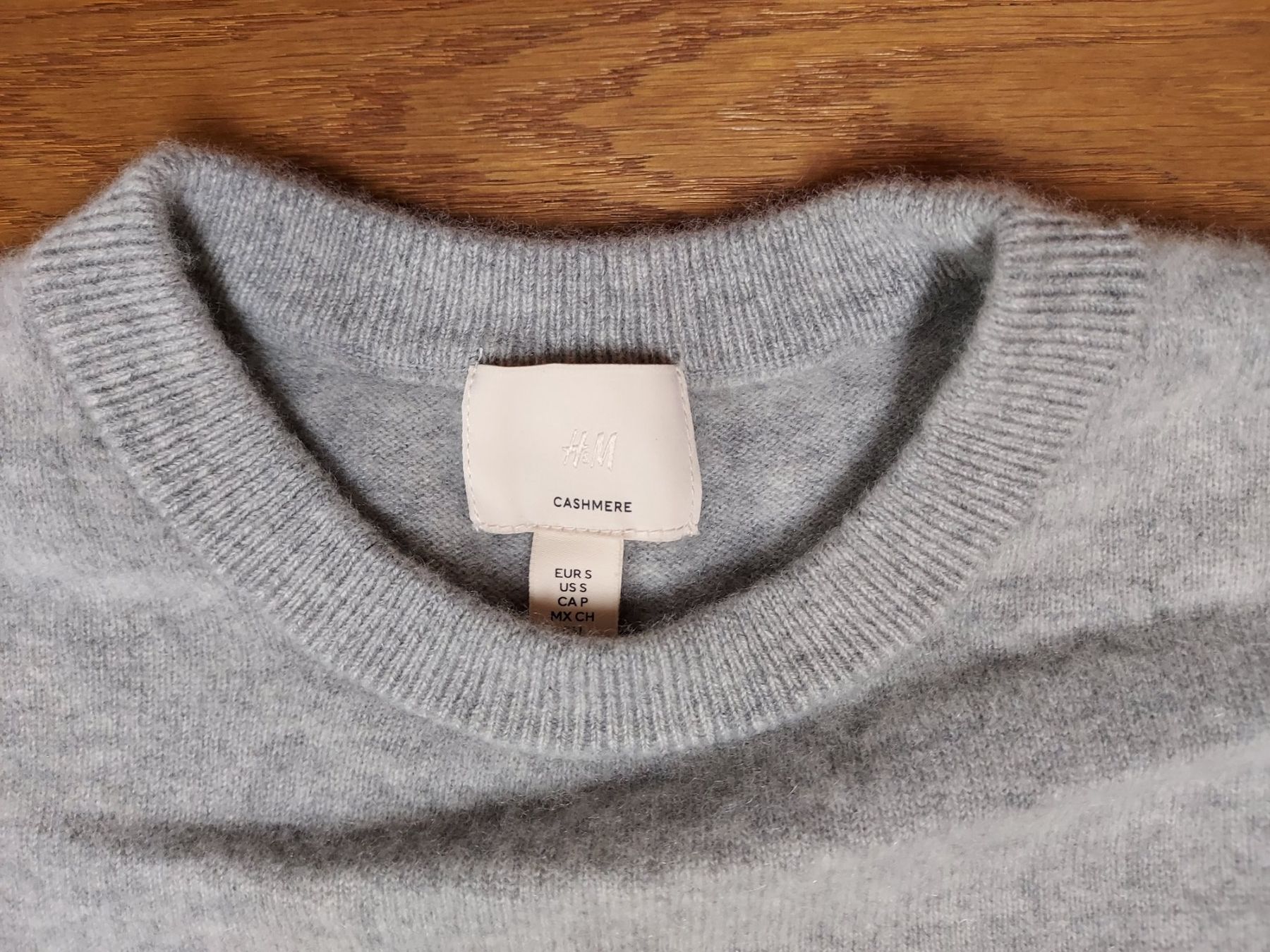 Maglioni & Felpe: Pullover aus 100% Kaschmir von H&M Premium NEU – Nuovo (secondo la descrizione) da Innertkirchen venduto da bartik99 2