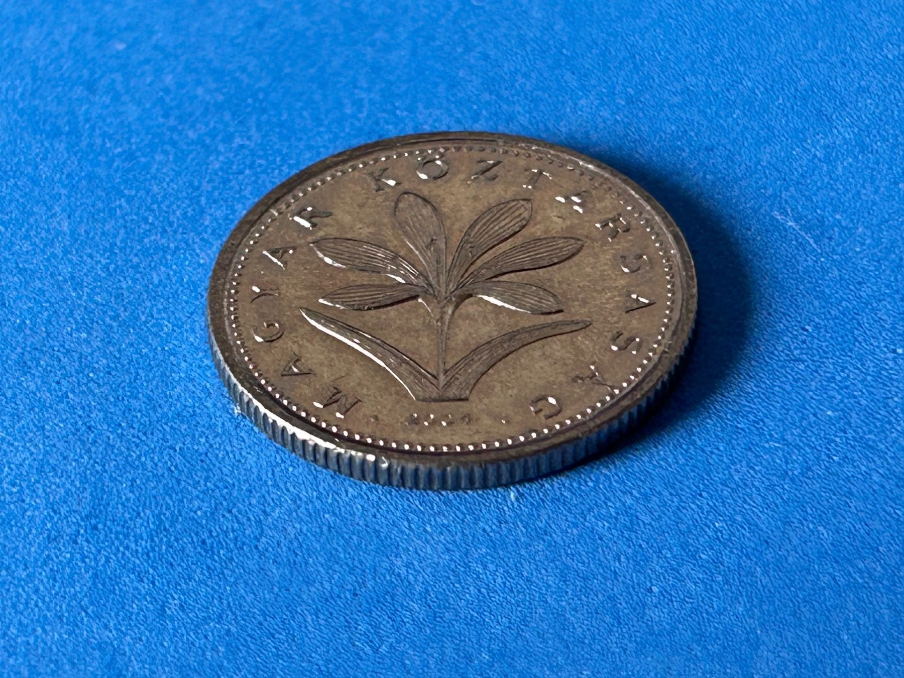Alle Münzen: Hungary - 2 Forint 2004 – Gebraucht aus Corcelles NE von AJKader 9