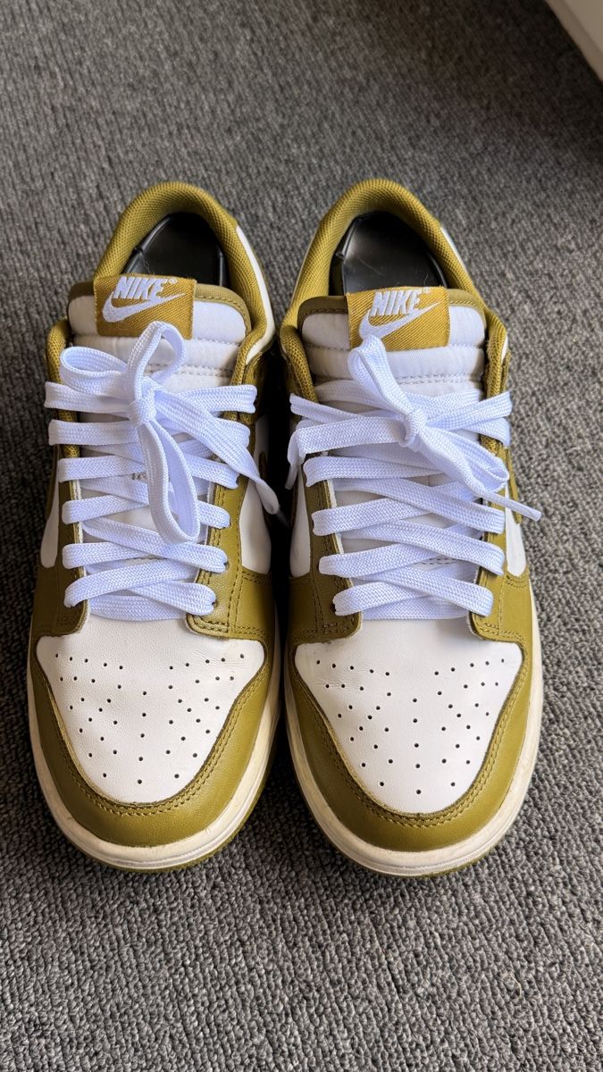 Nike Chaussures hommes: Nike Dunk Low  unisexe Taille 39 – D'occasion à Bulle par LeMoleson 1