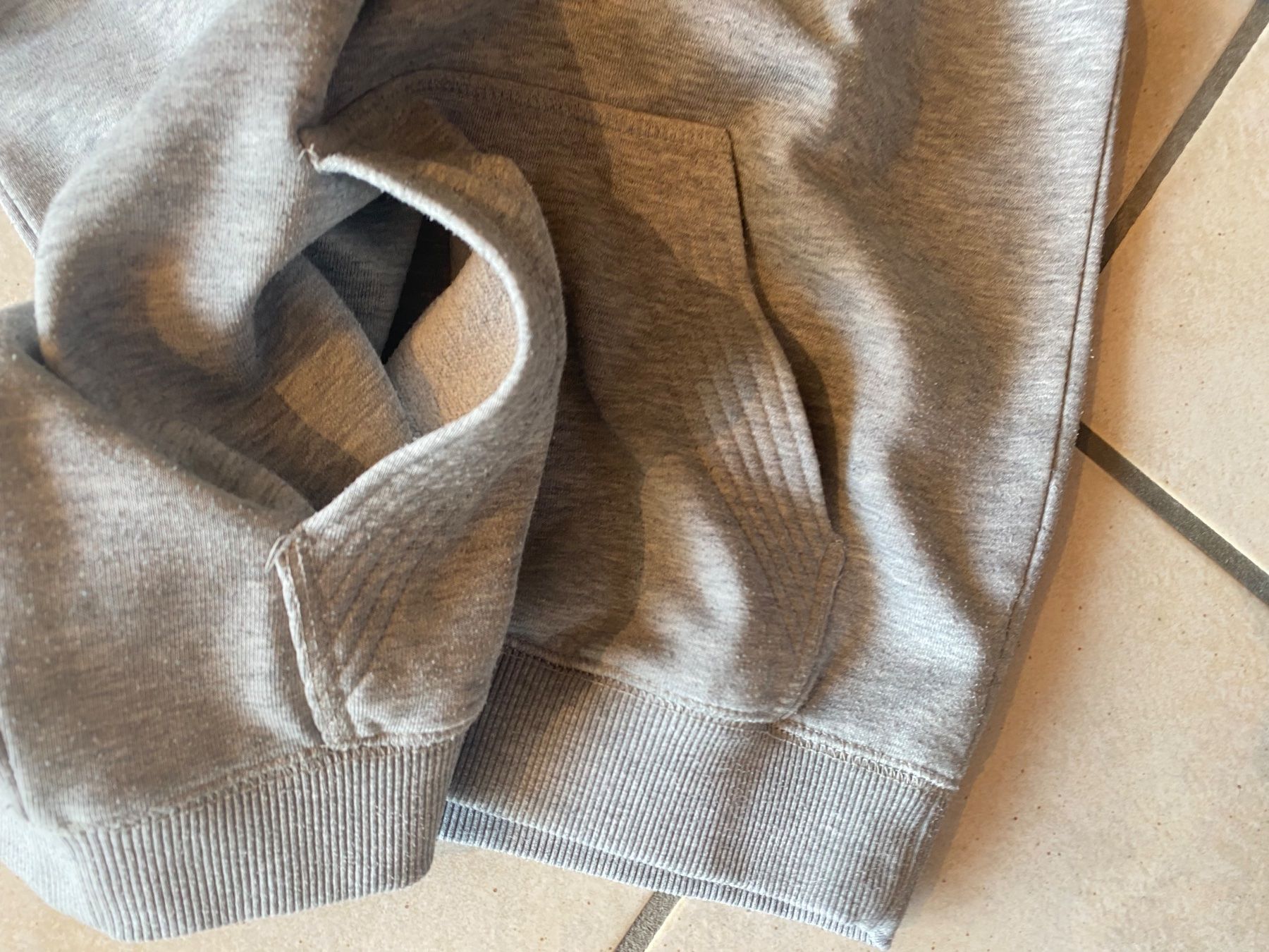 Maglioni & Felpe: Sweatshirt capuchon 152 JAKO gris – Usato da Orpund venduto da Mary8972 9