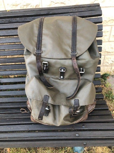 Schweizer Armee Rucksäcke: Sac à dos militaire – Gebraucht aus Chézard St Martin von schmitt