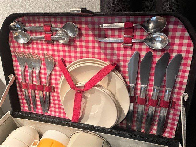 Valigie: PicKnicK KoFFeR – Usato da Winkel venduto da zeho 1