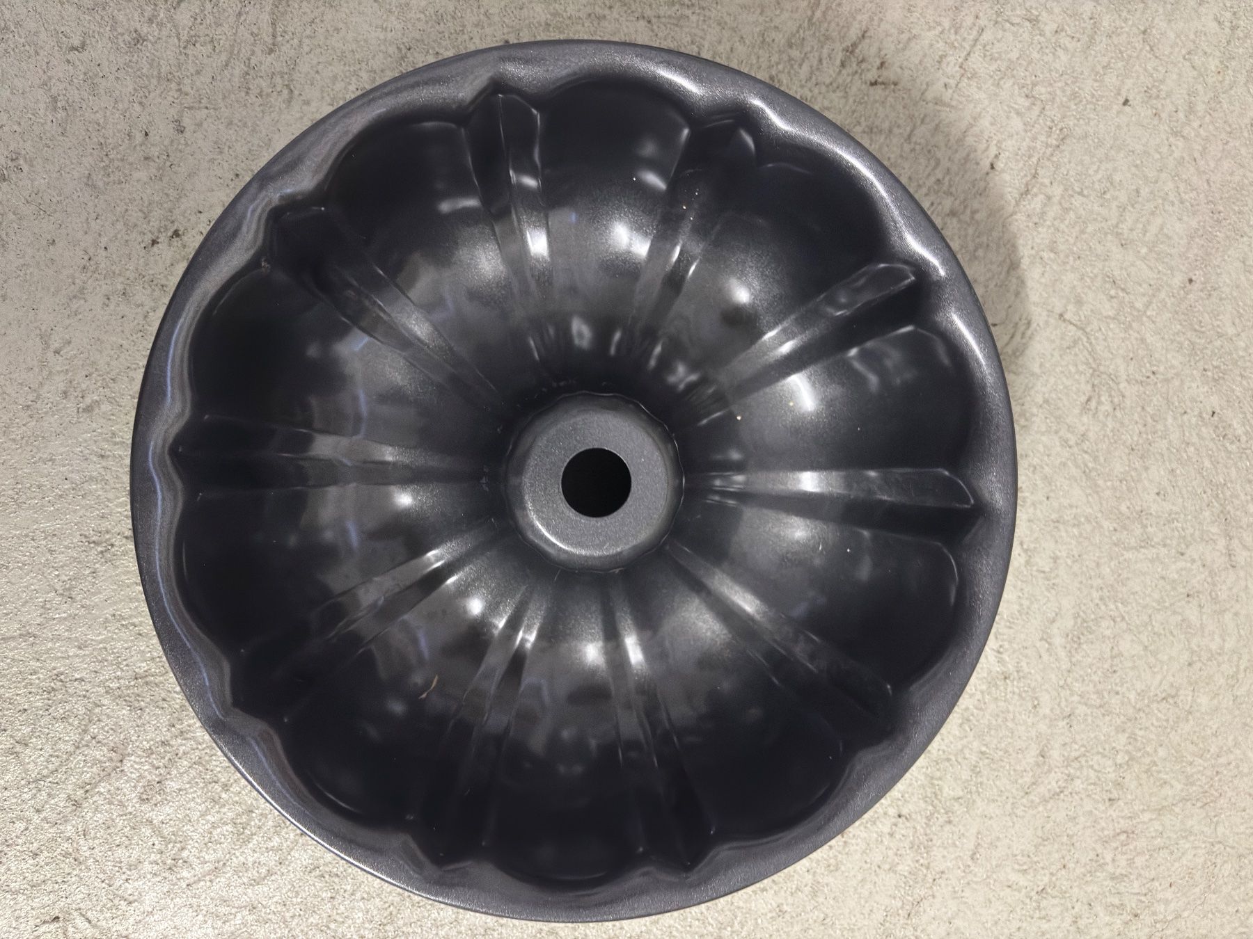 Teglie da forno: Gugelhupf Backform – Top Zustand – Usato da Sonterswil venduto da VD-Service 1