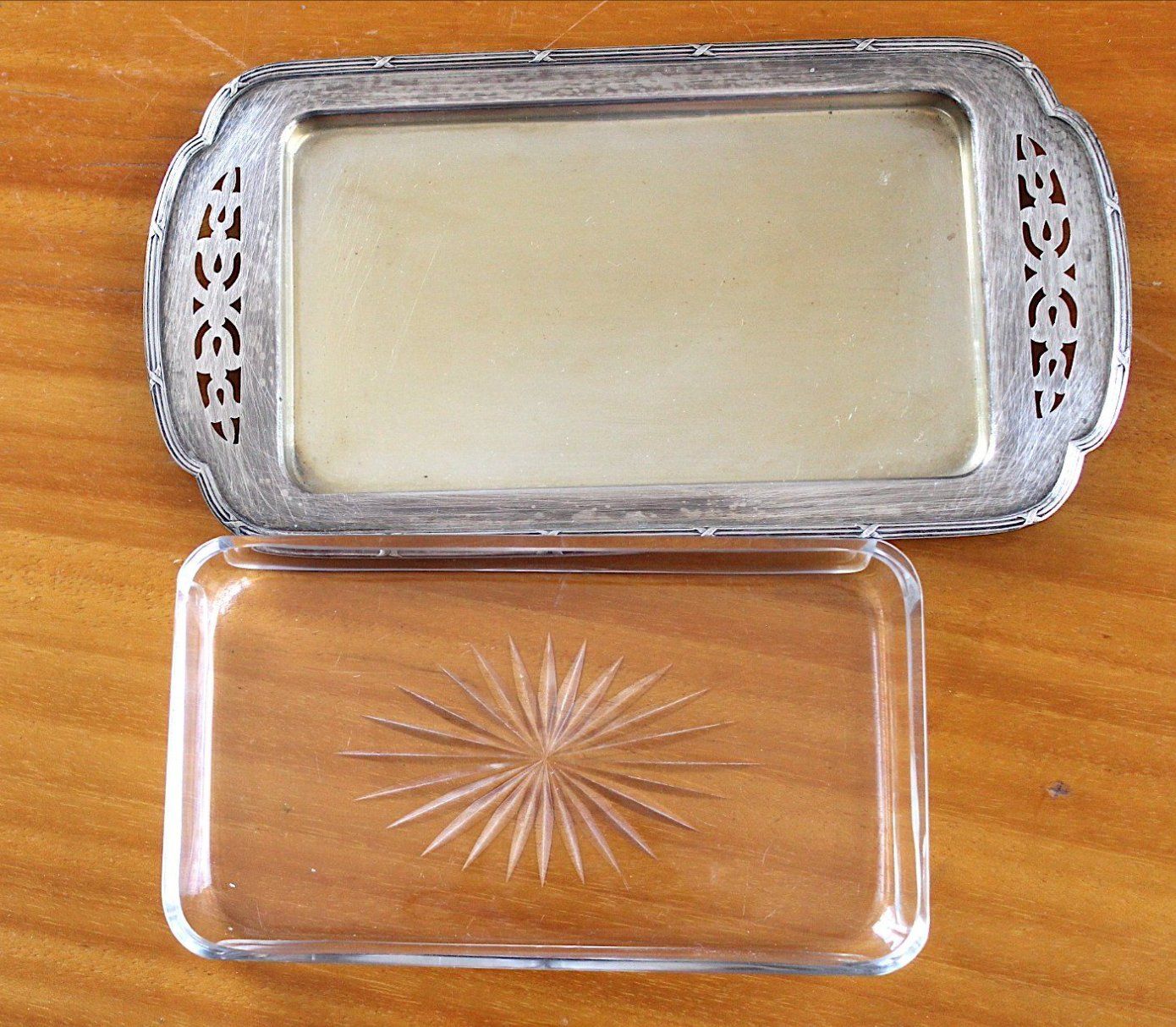Set di piatti: Vintage Butterservierglasplatte mit Versilberten Tablett – Usato da Locarno venduto da fripui 4