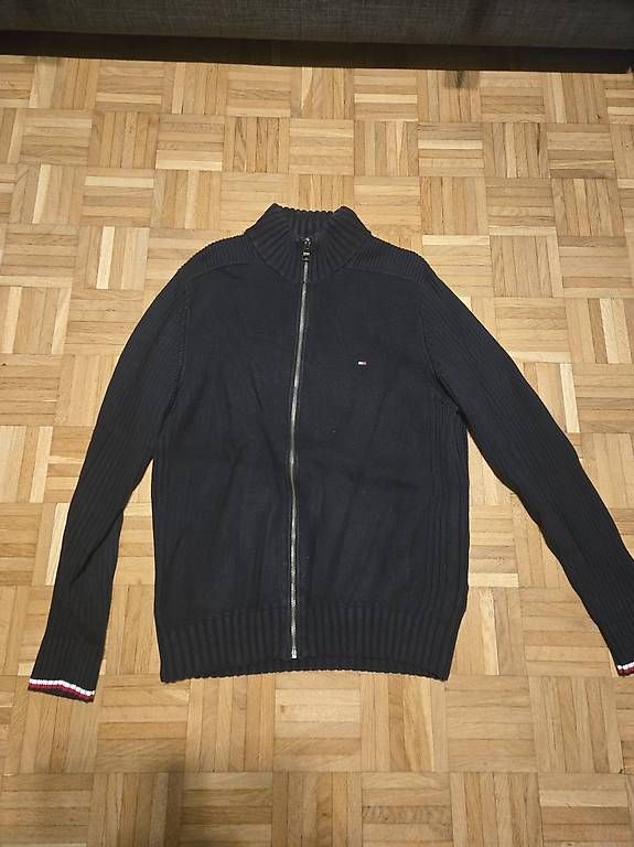 Maglioni & Felpe: Tommy Hilfiger – Usato da Kriens venduto da Ragnarson96 1