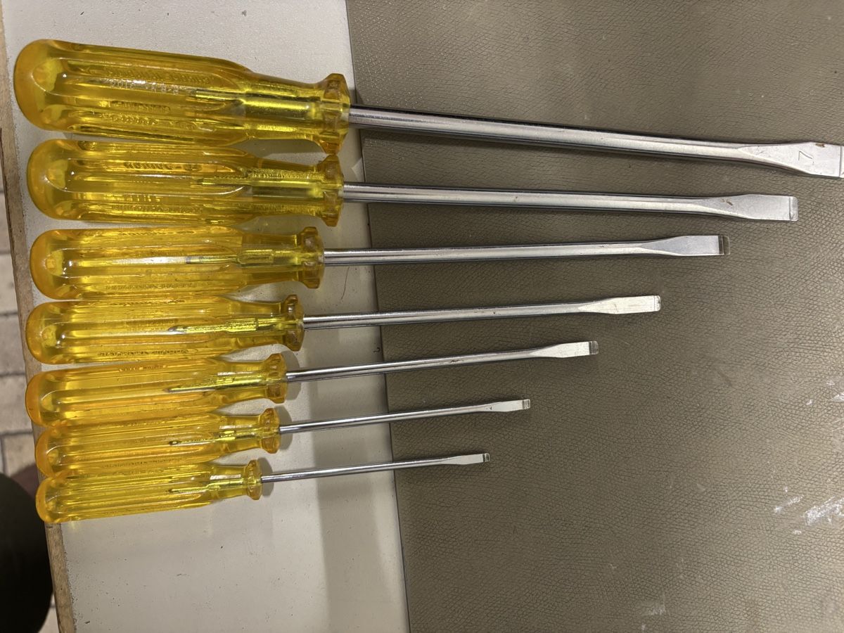 PB Swiss Tools Tutti gli attrezzi: Schraubenzieher PB Swisstools – Usato da Bärau venduto da Luschwa 4