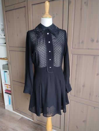 Schickes Shortkleid, schwarz, Grösse S