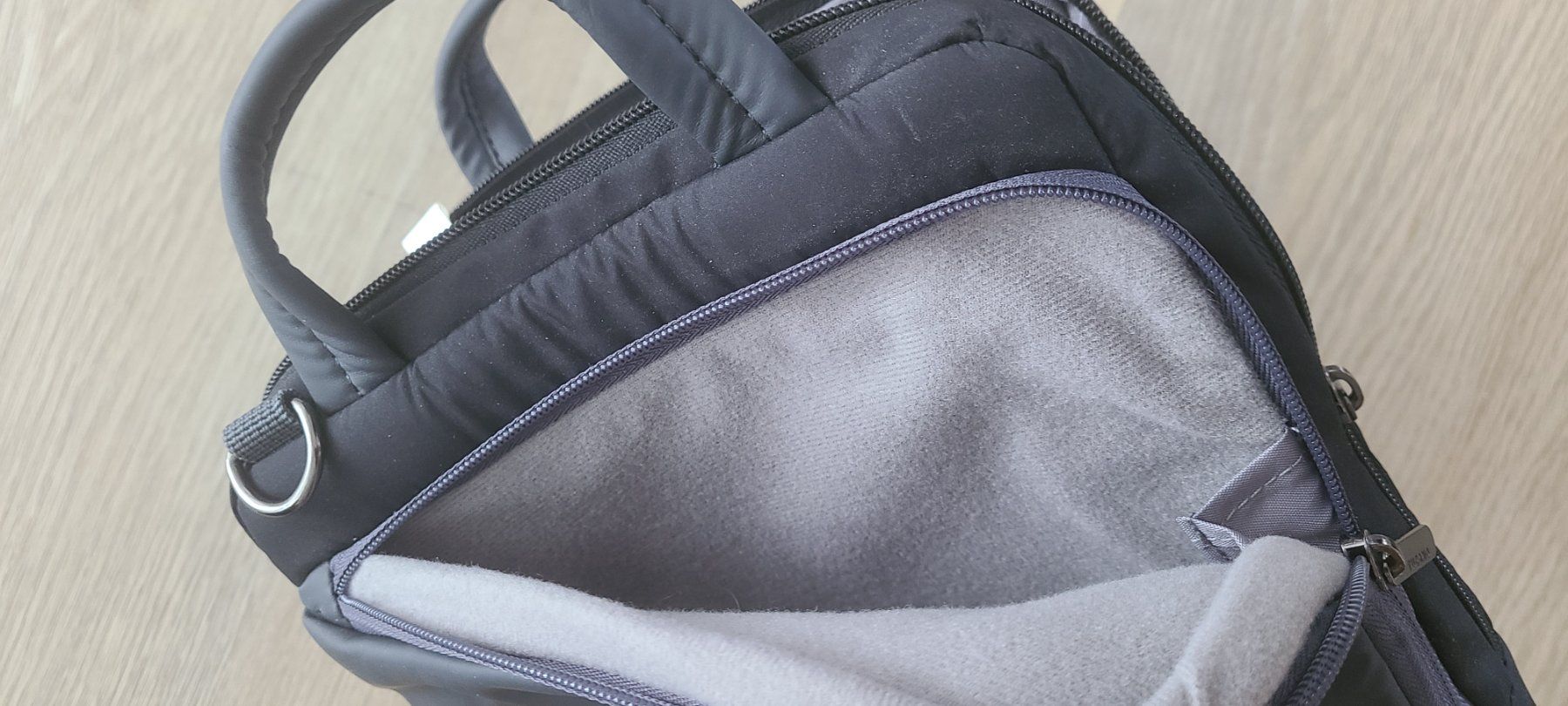 Tucano Sacs: Tablet Tasche – Neuf (Voir description) à Egg b. Zürich par alpenchueli 2
