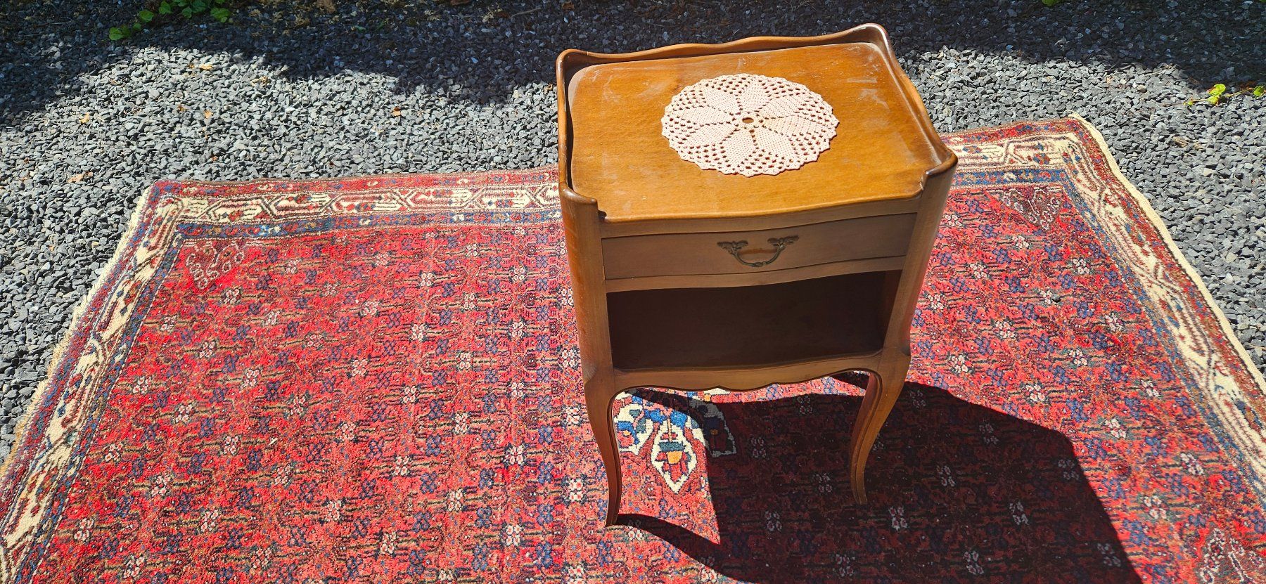 Hocker: Antiker Hocker – Gebraucht aus Walchwil von Shells1 4
