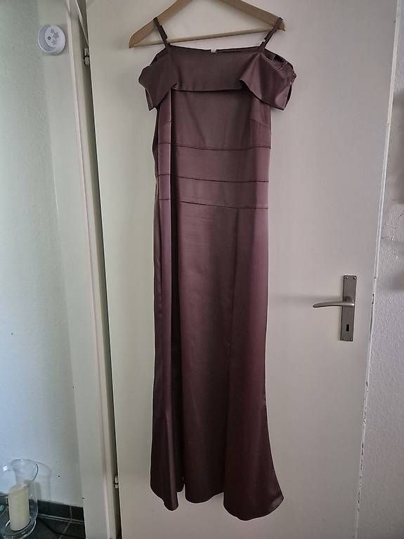 Kleider: Wunderschönes Abendkleid – Gebraucht aus Ipsach von szb_cbv9
