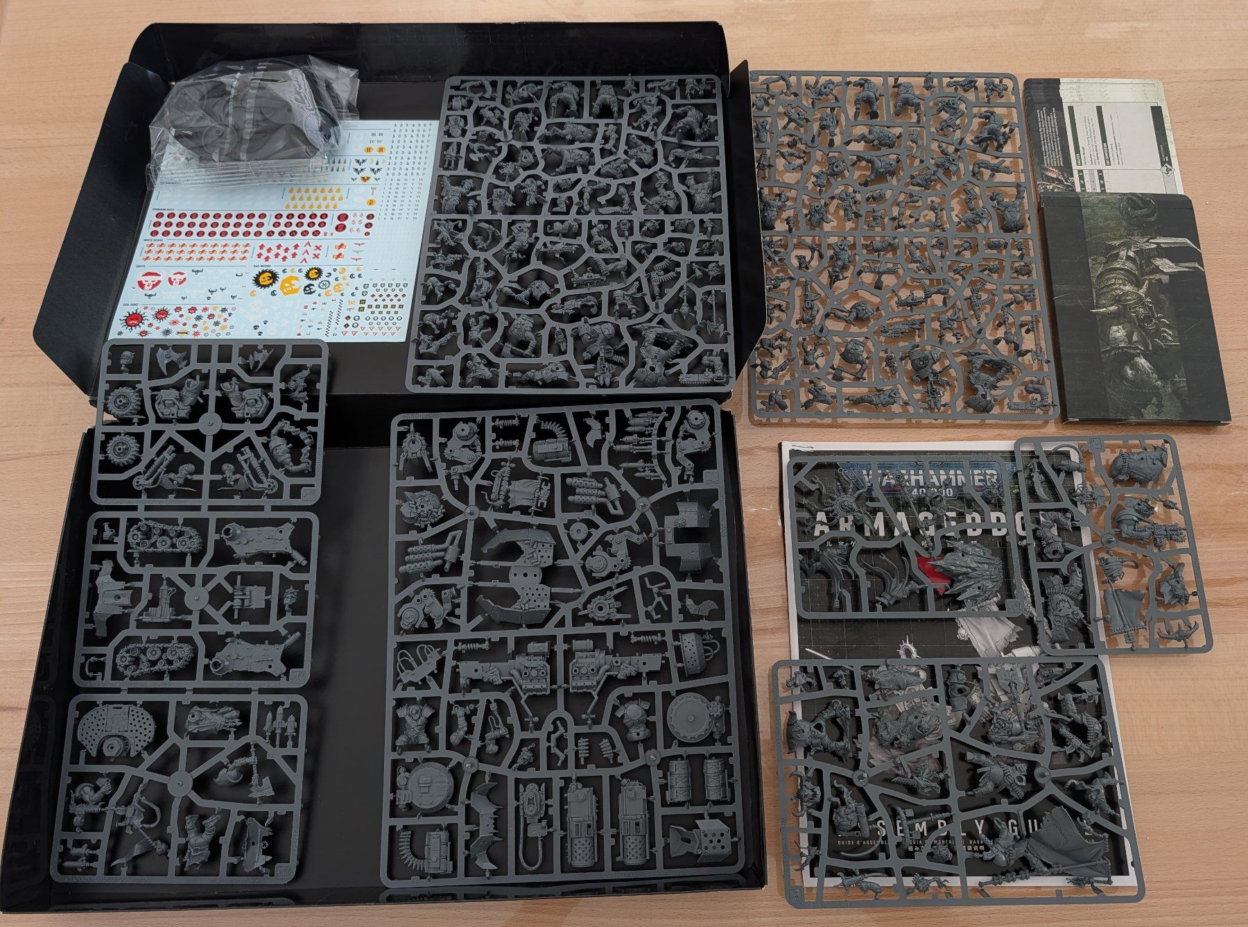 Kits de montage: Warhammer 40k Armageddon: Orks Modelle – Neuf (Voir description) à Oberwil BL par temor