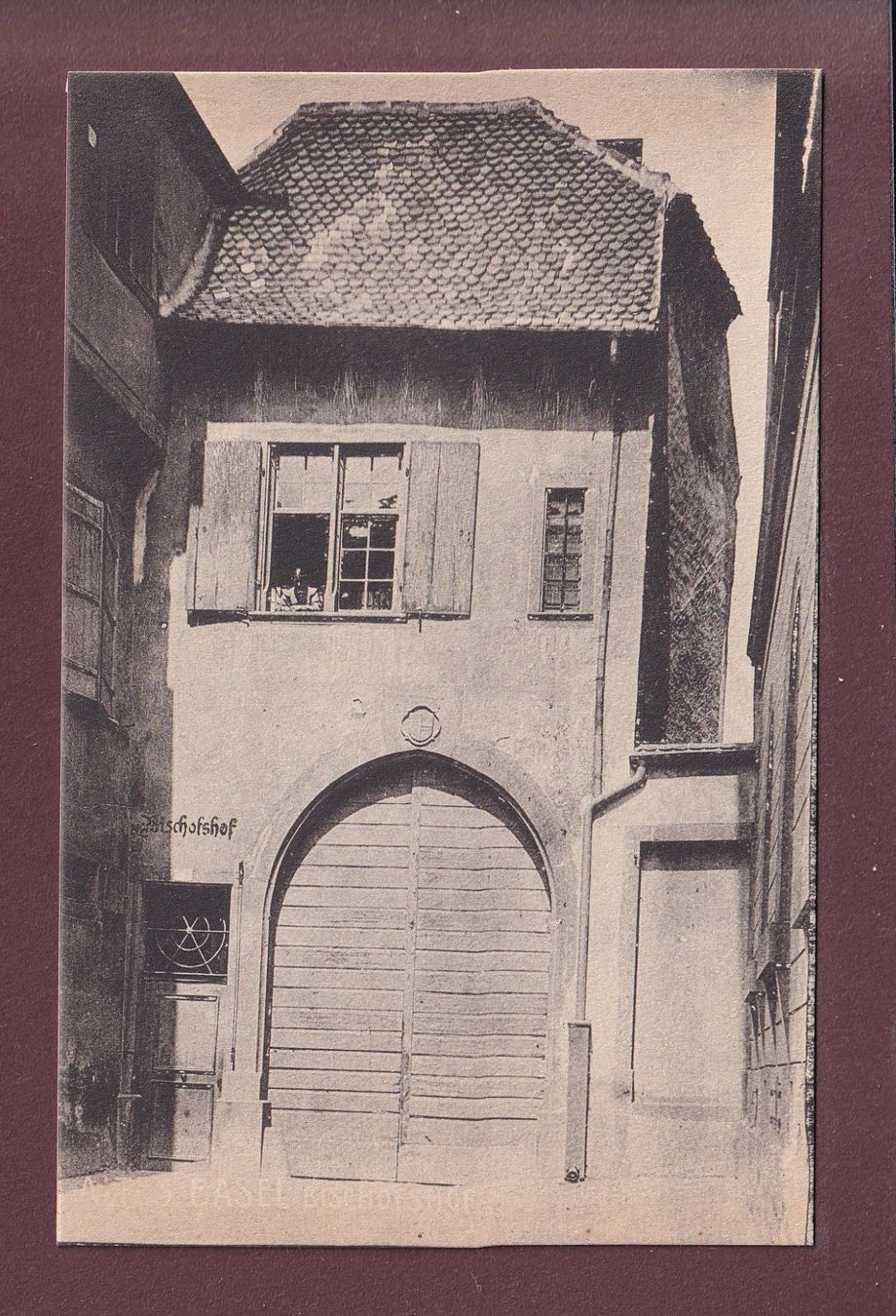 Cartes postales: BASEL - Ehemalige Residenz der Bischöfe – D'occasion à Pully par nicecards